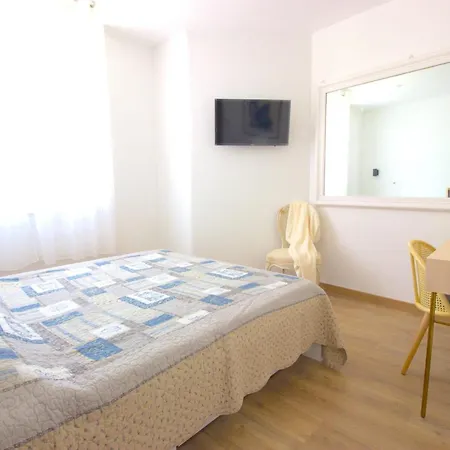 Croisette - 4 Personnes - Vue Appartamento Cannes