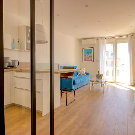 Croisette - 4 Personnes - Vue *